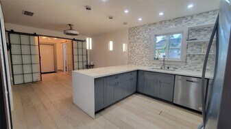 512 NW 15th Terrace in Fort Lauderdale, FL - Building Photo