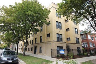 3104 W Sunnyside Ave, Unit 3R in Chicago, IL - Building Photo