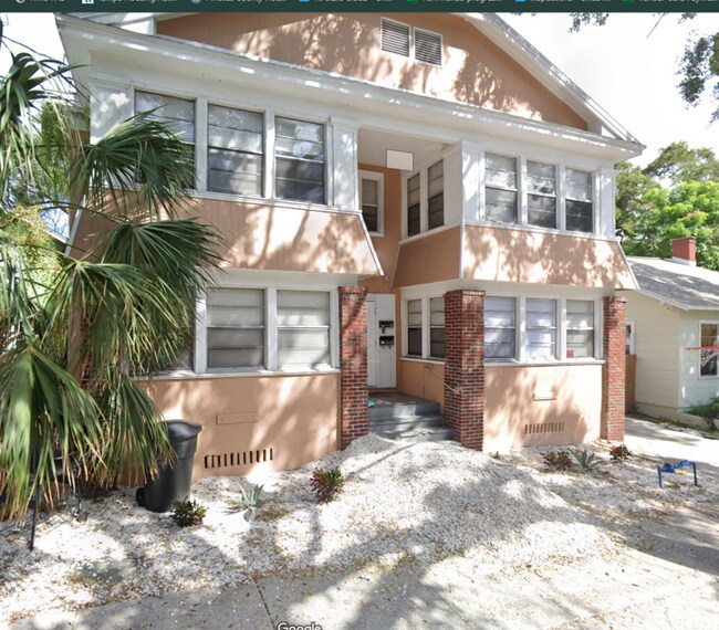 property at 725 14th Ave S