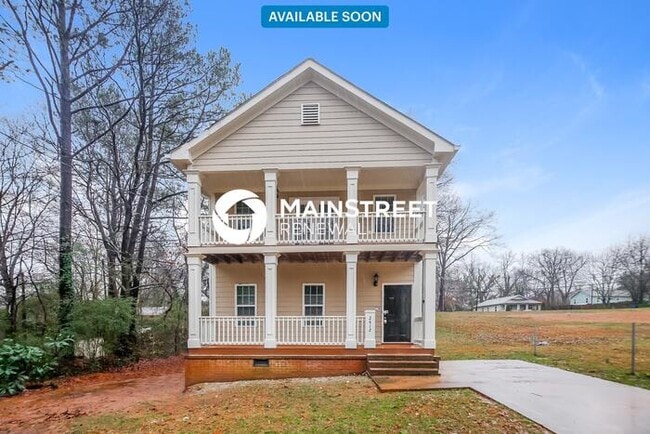 property at 2412 Lakewood Ave
