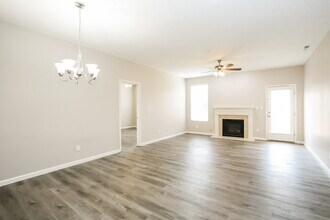 5777 Scotland St in Indianapolis, IN - Building Photo - Building Photo