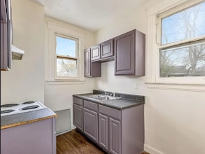 2886 Shaffer Ave in Cincinnati, OH - Building Photo - Building Photo