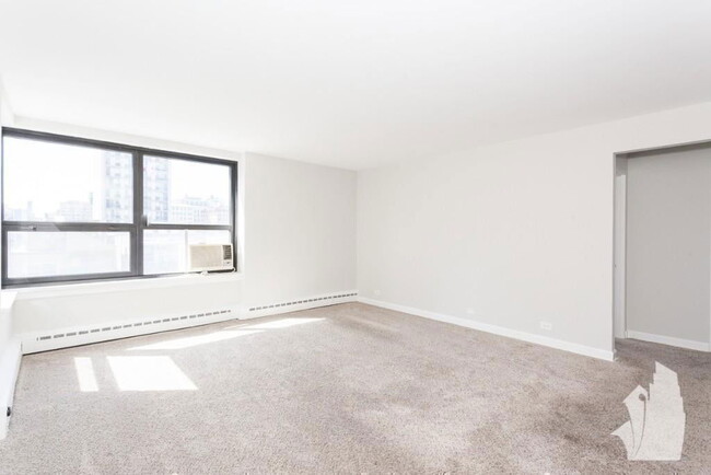property at 445 W Wellington Ave