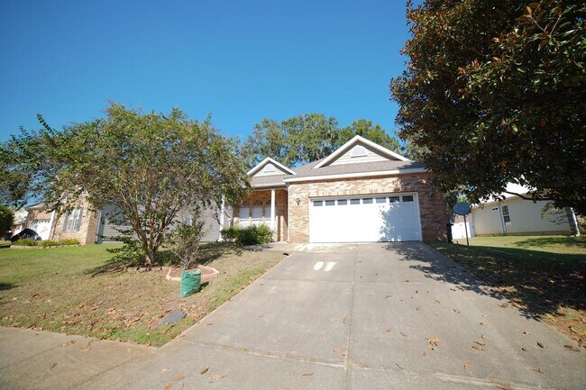 1155 Sandler Ridge Rd in Tallahassee, FL - Building Photo - Building Photo
