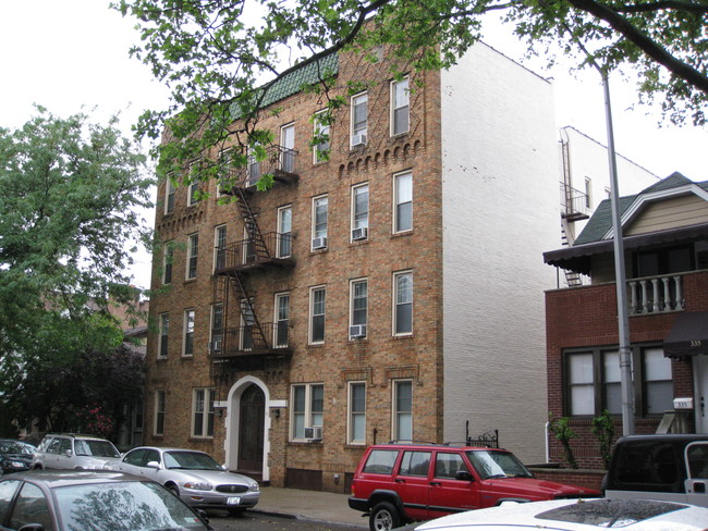 329 93rd St in Brooklyn, NY - Building Photo - Building Photo