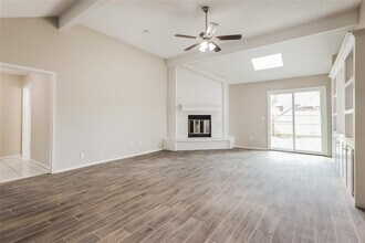 11225 Cimarron Dr in Oklahoma City, OK - Building Photo - Building Photo