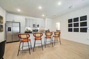 Marlowe Corinth Groves in Corinth, TX - Building Photo