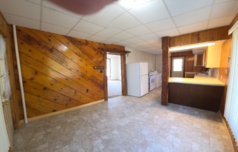 311 N Market St, Unit A in Selinsgrove, PA - Foto de edificio - Building Photo