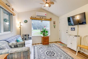 2591 W Jakes Rd, Unit ID1383691P in Port Angeles, WA - Building Photo