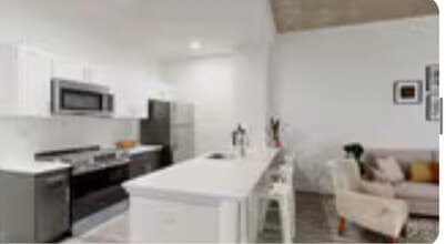 10 Commerce Ct in Newark, NJ - Building Photo - Building Photo