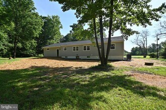7100 N Roxbury Mill Rd in Spotsylvania, VA - Building Photo - Building Photo