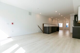 1245 N 27th St, Unit A in Philadelphia, PA - Foto de edificio - Building Photo