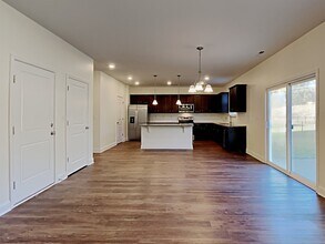 1124 Bentley Pl in Waxhaw, NC - Foto de edificio - Building Photo