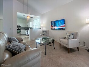 7092 Timberland Cir in Naples, FL - Building Photo - Building Photo