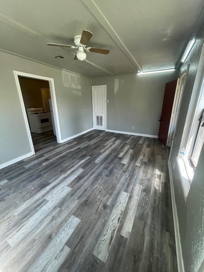 1137 Arkansas St in Norman, OK - Building Photo - Building Photo