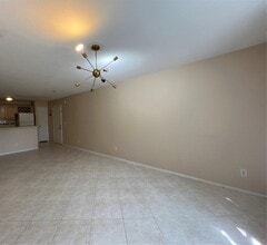 1850 Palm Trl, Unit VERANO AT DELRAY in Delray Beach, FL - Building Photo - Building Photo