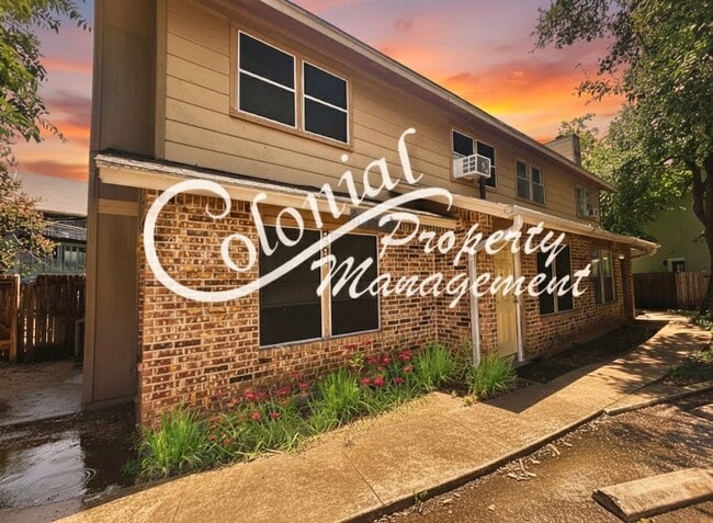 4415 Whispering Valley Dr