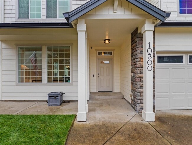 10300 NE 95th Ave in Vancouver, WA - Foto de edificio - Building Photo