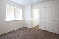 632 N Hydra Pl photo'