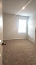 1379 Amberview Ln in Kernersville, NC - Building Photo - Building Photo