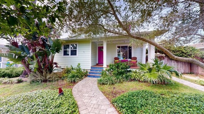 property at 421 7th Ave S