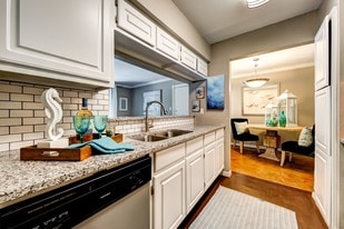 Austin Midtown Apartments