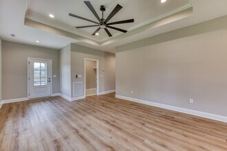 307 Monroe Dr in Bristol, TN - Building Photo - Building Photo