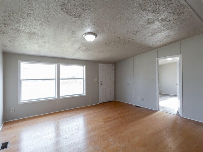 5130 East 21st St in Indianapolis, IN - Building Photo - Building Photo