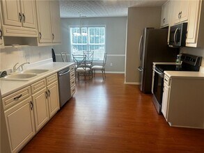 3428 Pleasant View Ct in Loganville, GA - Building Photo - Building Photo