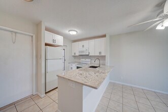 550 SE 2nd Ave-Unit -G27 in Deerfield Beach, FL - Building Photo - Building Photo