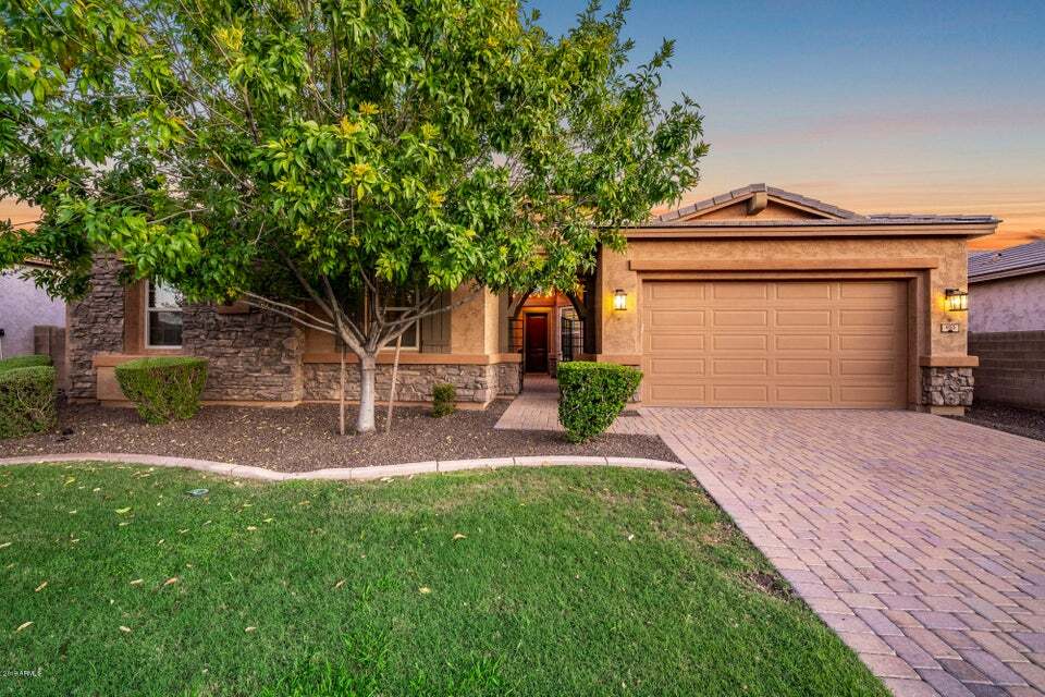 953 E Boston St in Gilbert, AZ - Building Photo