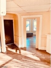 144 Lawrence St in Paterson, NJ - Foto de edificio - Building Photo