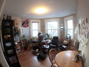 1450 Commonwealth Ave in Boston, MA - Building Photo - Building Photo