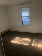 217 W High st, Unit 2nd Floor in Hummelstown, PA - Building Photo - Building Photo