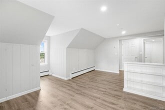 40 Lakeview Rd in Carmel, NY - Building Photo - Building Photo