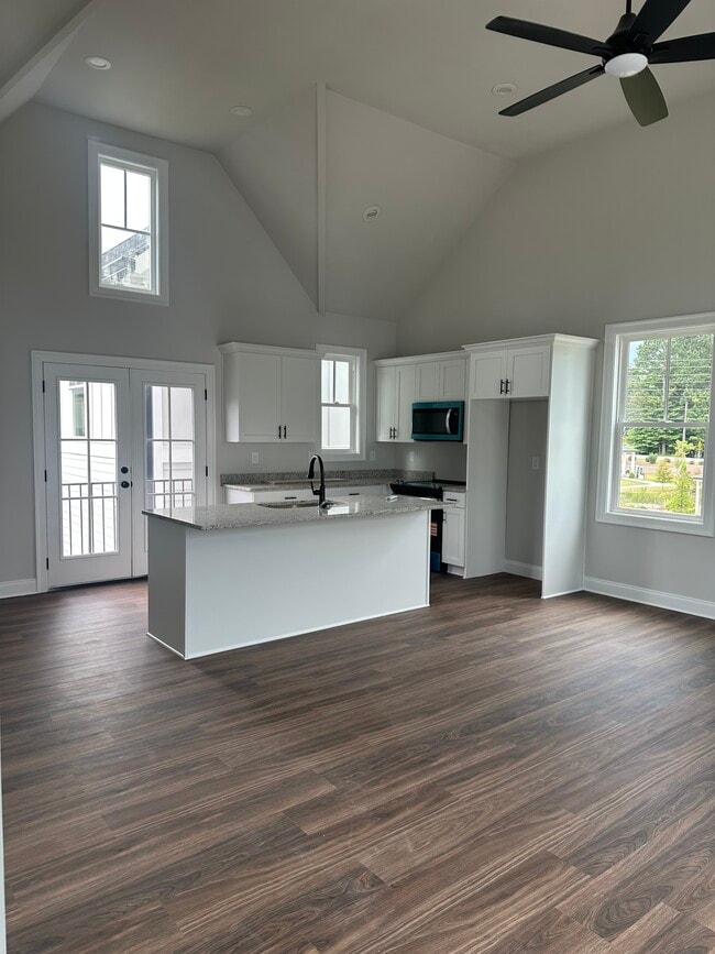 938 Hilltop Park Ct, Unit Upstairs Garage