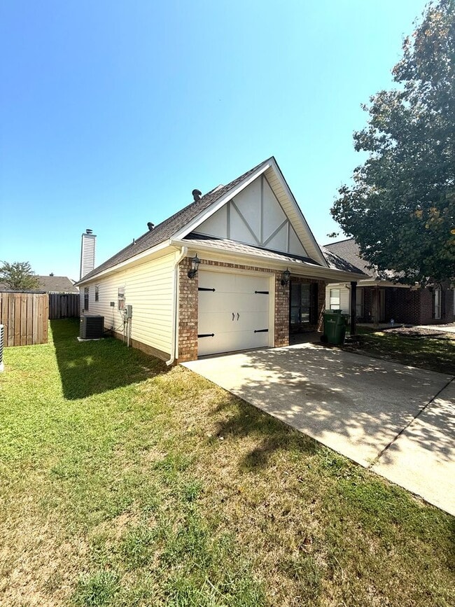 6641 Ridgeview Cir in Montgomery, AL - Building Photo - Building Photo
