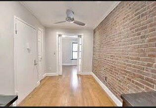 W. 53rd St, 9th Ave in New York, NY - Building Photo - Building Photo