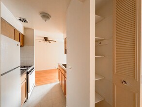 535 W Aldine Ave in Chicago, IL - Foto de edificio - Building Photo