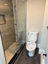 26 Nilsson St, Unit 3 in Brockton, MA - Foto de edificio - Building Photo