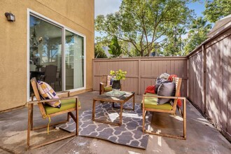 916 Teatro Cir in El Cajon, CA - Foto de edificio - Building Photo