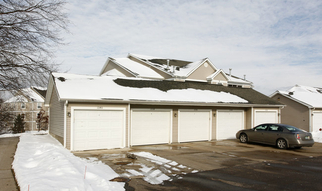 Heatherwood Condos in Ann Arbor, MI - Building Photo - Building Photo