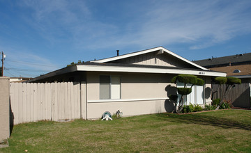 3951-3965 Howard Ave in Los Alamitos, CA - Building Photo - Building Photo