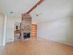 1228 Shawnee Trail in Carrollton, TX - Building Photo - Building Photo