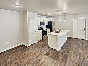 5008 Avion Ct in Oklahoma City, OK - Building Photo - Building Photo