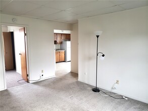10 Washington St in Middleport, NY - Building Photo - Building Photo
