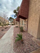 4421 Alexis Dr in Las Vegas, NV - Building Photo - Building Photo