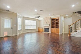 1854 Yorkshire Cir in Lewisville, TX - Foto de edificio - Building Photo