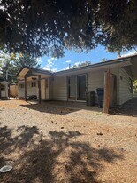 310 W 12th Ave in Ellensburg, WA - Building Photo