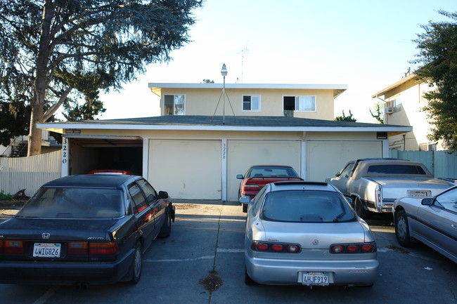 3220 Williamsburg Dr in San Jose, CA - Building Photo - Building Photo